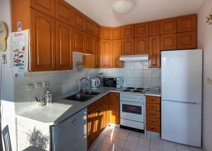 Lejlighed 3 Bedroom Beautiful In *