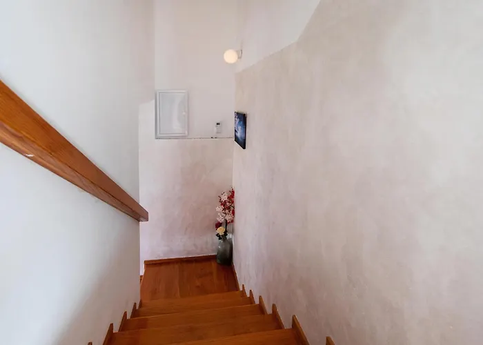 Lejlighed 3 Bedroom Beautiful In *